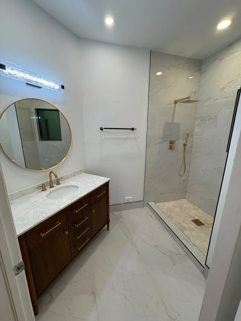 Renew your bathroom ✨
We have all the luxury materials 
and products to remodel your spaces.

Contact us🇺🇸📲
786-712-7954
786-318-8753

Doral📍FL
Miami

#rennew