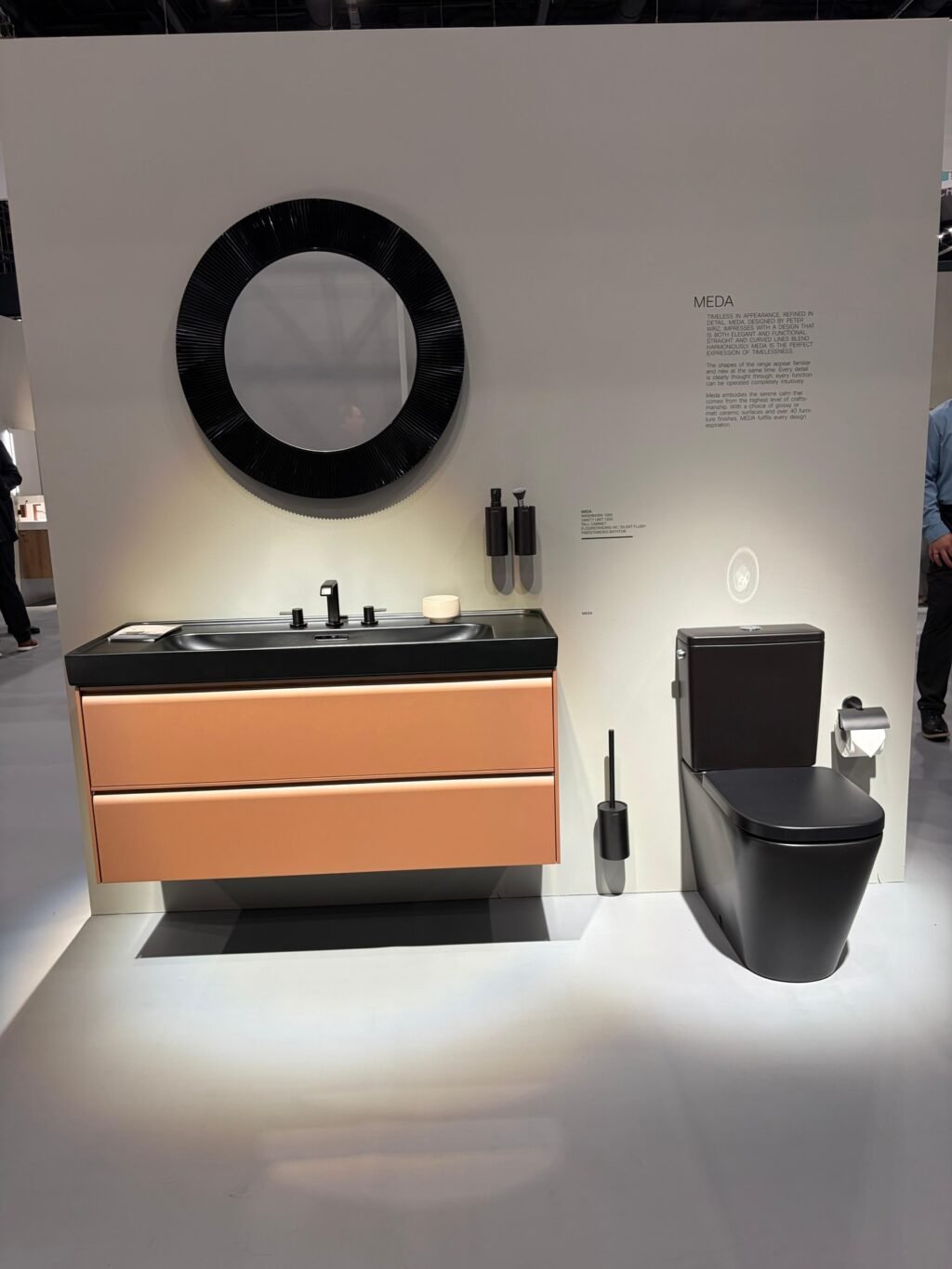 A1A Decorations dijo presente en el extraordinario evento de @kbis_official , una experiencia única donde nos sumergimos en las últimas tendencias globales de materiales y diseño de espacios.

Regresamos con la mente llena de ideas frescas y la pasión renovada para transformar cada rincón en una obra de arte. Gracias por permitirnos ser parte de lo que viene en el mundo del interiorismo. ✨

#A1ADecorations #VisaEvent #InteriorDesign #Tendencias2026 #DiseñoDeEspacios Innovación DecoraciónDeLujo