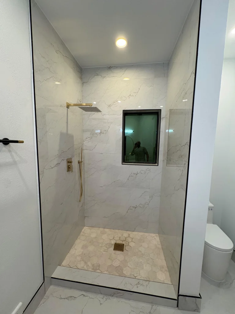 Renew your bathroom ✨
We have all the luxury materials 
and products to remodel your spaces.

Contact us🇺🇸📲
786-712-7954
786-318-8753

Doral📍FL
Miami

#rennew